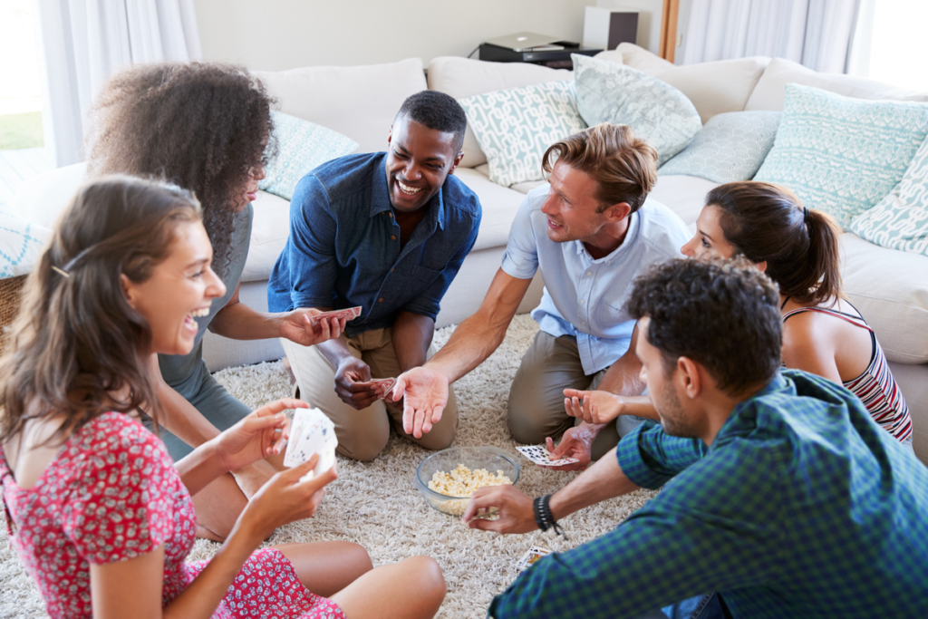 23 Juegos Divertidos para Momentos Inolvidables con Amigos 2 23 juegos divertidos para momentos inolvidables con amigos