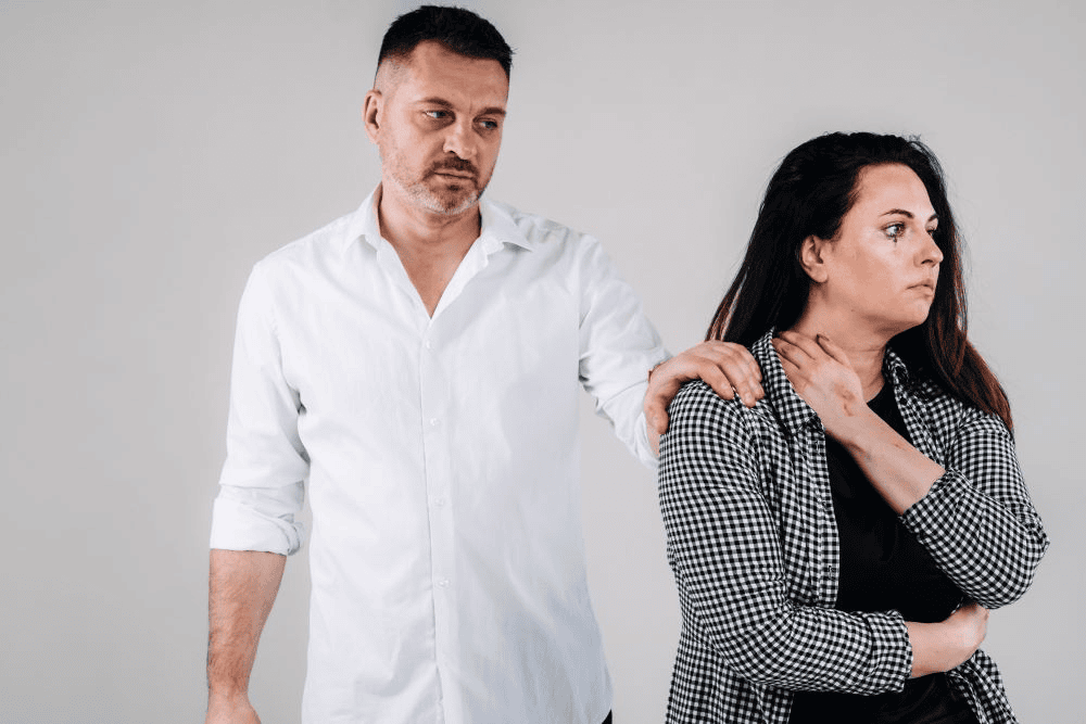 Acoso Inmobiliario: 10 SEÑALES de ALERTA que Debes Conocer 2 acoso inmobiliario 10 senales de alerta que debes conocer