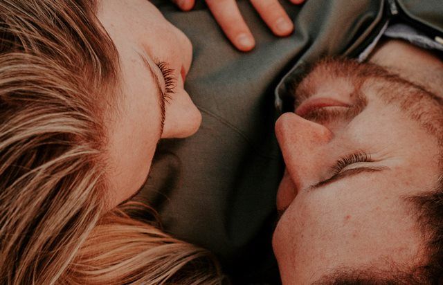 APEGOS EVITATIVOS: 4 SEÑALES de tu PAREJA que NO IGNORAR 2 apegos evitativos 4 senales de tu pareja que no ignorar