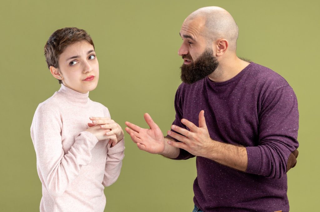 Cómo Actuar si tu Hijo Adulto te Juzga: Soluciones Efectivas 2 como actuar si tu hijo adulto te juzga soluciones efectivas