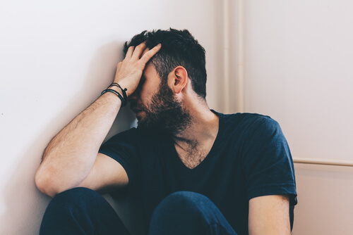 Contrariado: Entiende su SIGNIFICADO y AMARGURA en el AMOR 2 contrariado entiende su significado y amargura en el amor