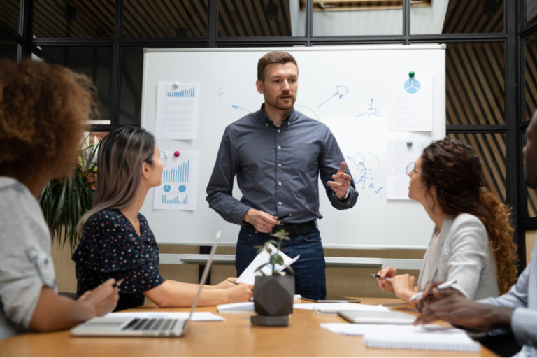 domina la inteligencia emocional y se un lider resonante