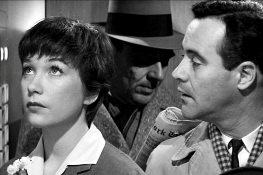 El APARTAMENTO (1960) - Un CLÁSICO del CINE que DEBES VER 2 el apartamento 1960 un clasico del cine que debes ver