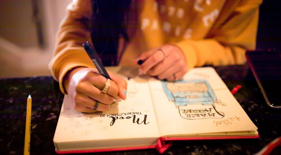 Escritura Terapéutica: ¡Descubre Sus Increíbles Beneficios! 2 escritura terapeutica descubre sus increibles beneficios