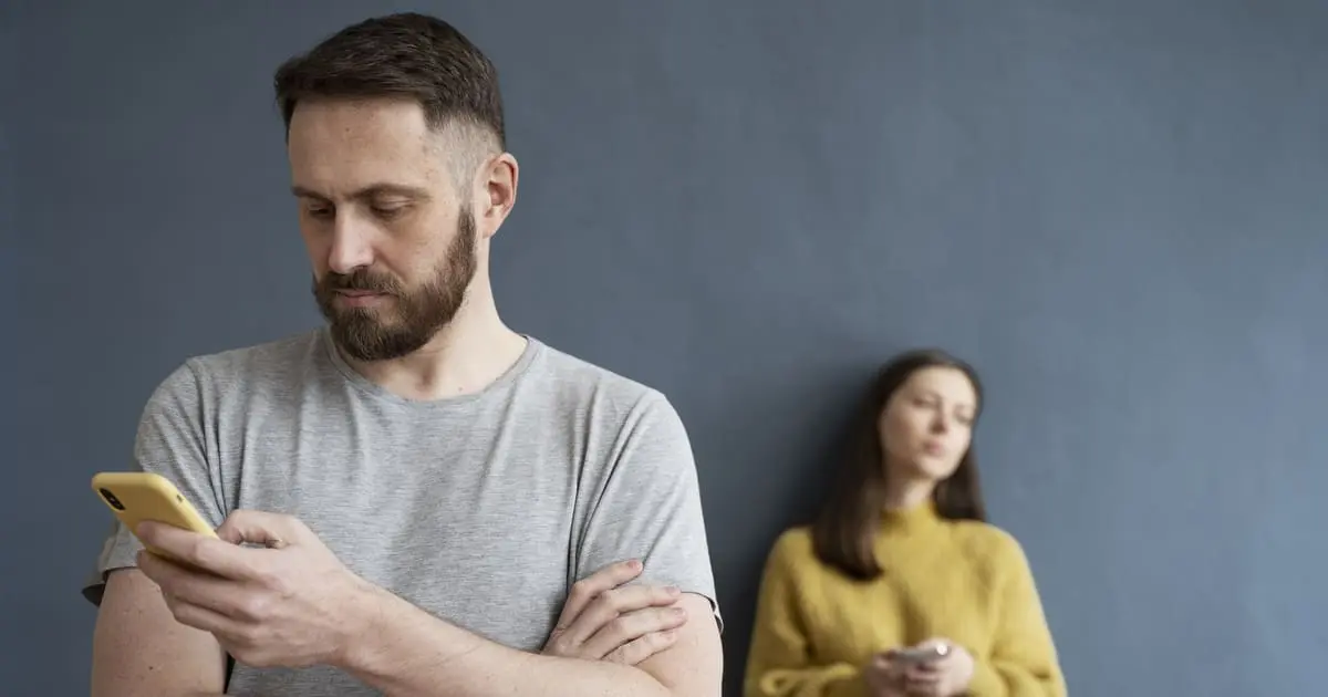 Falta de COMUNICACIÓN en la PAREJA: 5 Causas IMPORTANTES 3 falta de comunicacion en la pareja 5 causas importantes