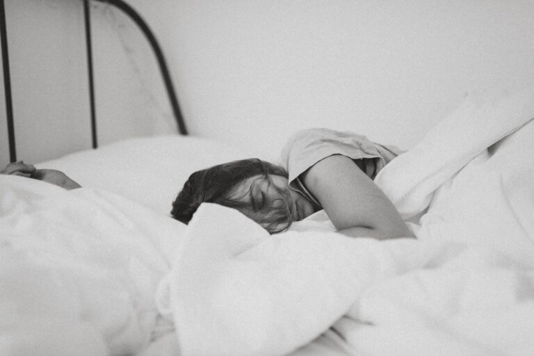INSOMNES: Descubre CÓMO SUPERAR el SUEÑO y DESCANSAR MEJOR 2 insomnes descubre como superar el sueno y descansar mejor