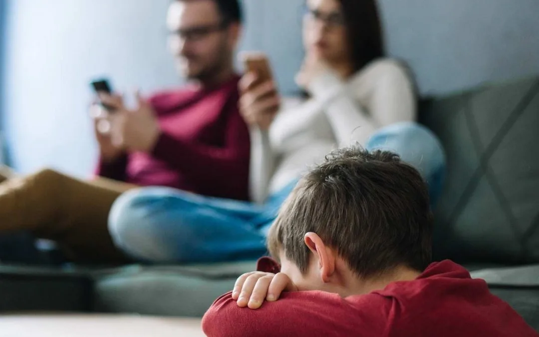 INVALIDAS EMOCIONALMENTE: 7 FORMAS de Superarlo y CRECER 2 invalidas emocionalmente 7 formas de superarlo y crecer