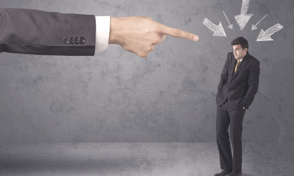 JUZGAR a una PERSONA: Significado y Qué DICE de TI 2 juzgar a una persona significado y que dice de ti