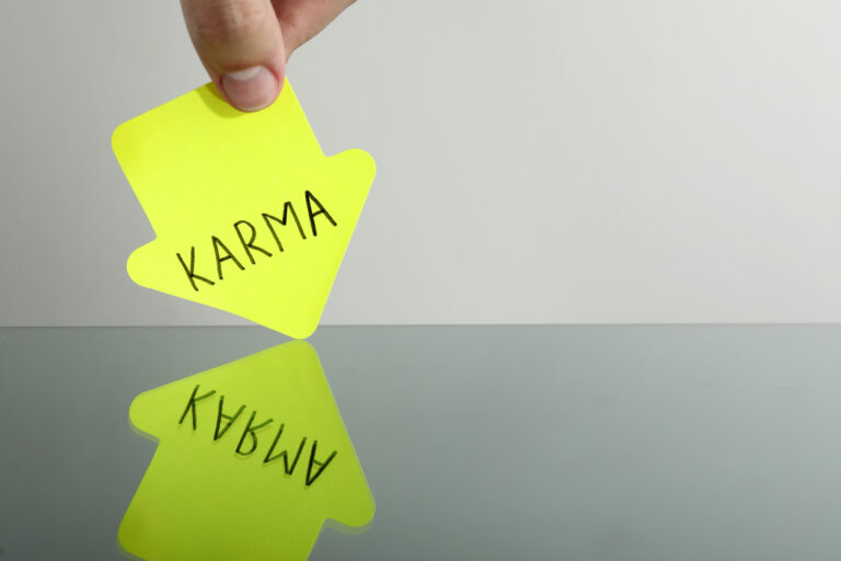 KARMA: Qué es y cómo afecta tu VIDA Descubre su SIGNIFICADO 27 karma que es y como afecta tu vida descubre su significado