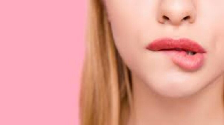 Lenguaje Corporal de los LABIOS: 11 GESTOS que TE DELATAN 2 lenguaje corporal de los labios 11 gestos que te delatan