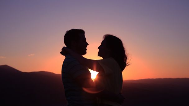 Método del TRIÁNGULO para ENAMORAR - Descubre su SECRETO 2 metodo del triangulo para enamorar descubre su secreto