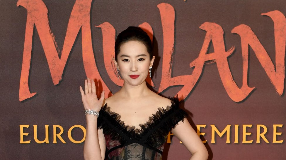 MULÁN: La Princesa que Inspira a Mujeres en el Siglo XXI 2 mulan la princesa que inspira a mujeres en el siglo