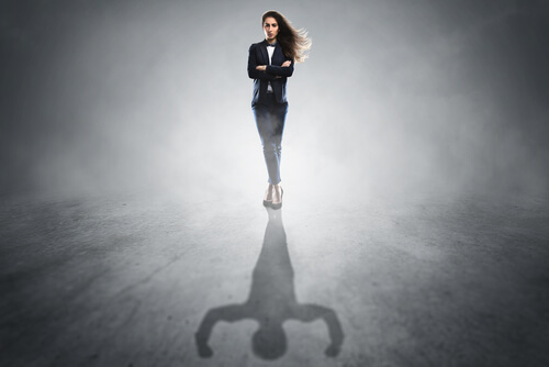 orgullo vs arrogancia aprende a diferenciarlos facil
