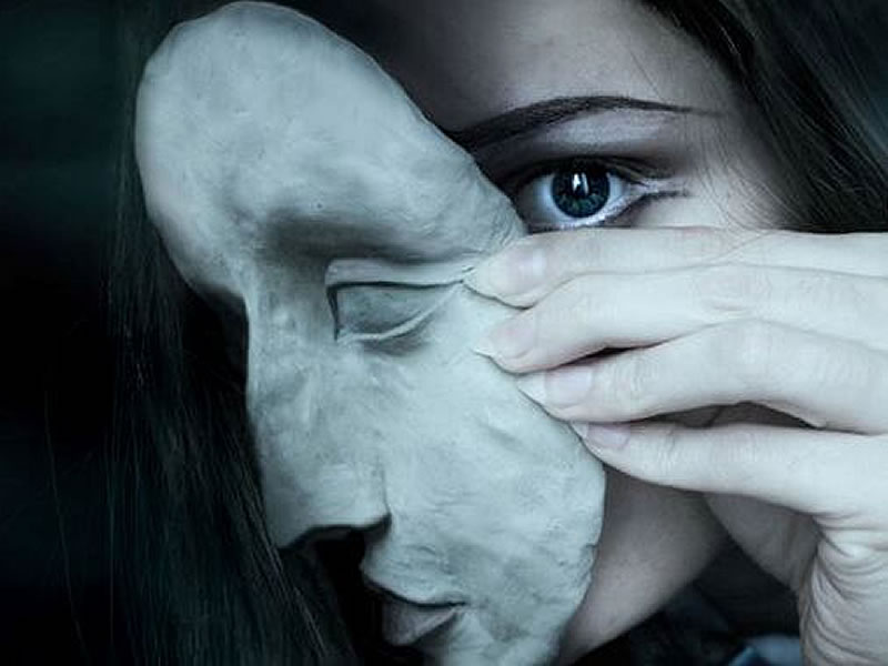Persona INSEGURA: 4 SIGNOS que Revelan su PERSONALIDAD 2 persona insegura 4 signos que revelan su personalidad