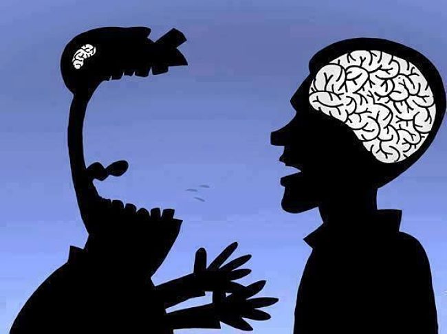 persona que siempre quiere tener la razon por que lo hacen
