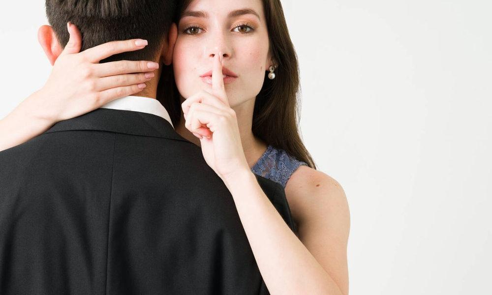 Por qué mi pareja CHATEA con OTRAS MUJERES DESCÚBRELO AQUÍ 2 por que mi pareja chatea con otras mujeres descubrelo aqui