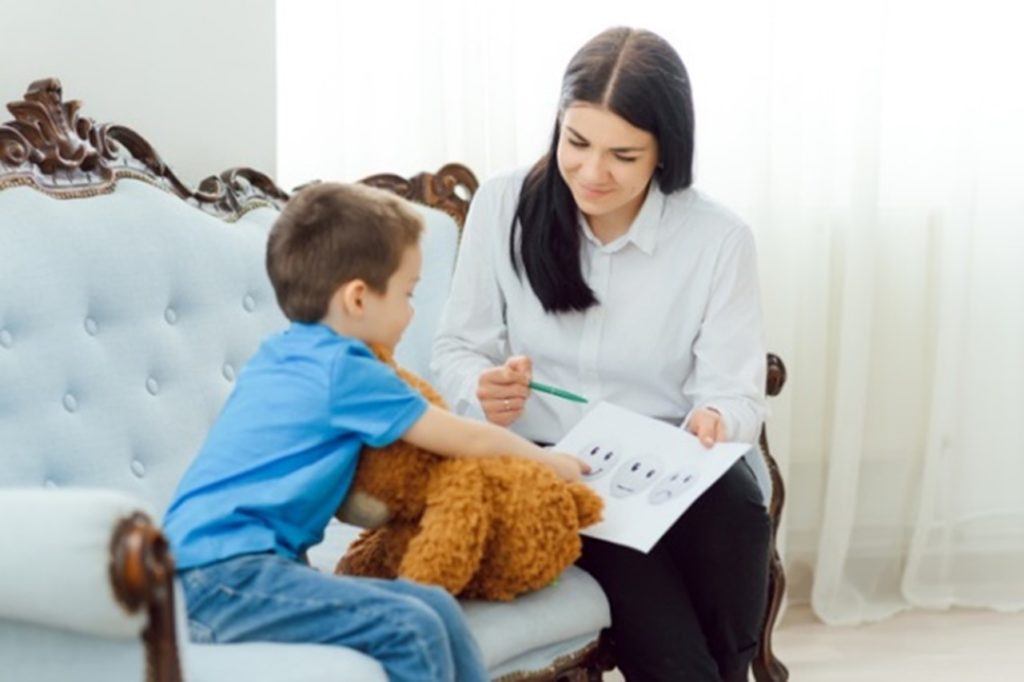 Psicología Infantil en Madrid: Beneficios Clave para tu Hijo 2 psicologia infantil en madrid beneficios clave para tu hijo