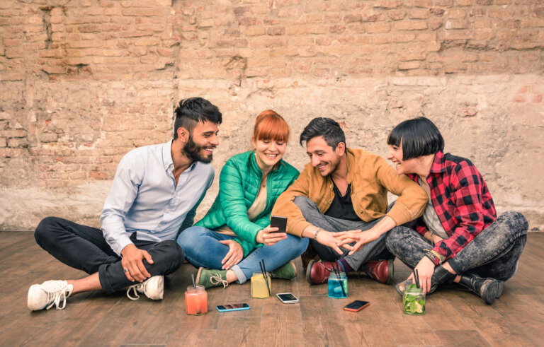 Quién es MÁS PROBABLE 202 PREGUNTAS para JUGAR entre AMIGOS 2 quien es mas probable 202 preguntas para jugar entre amigos