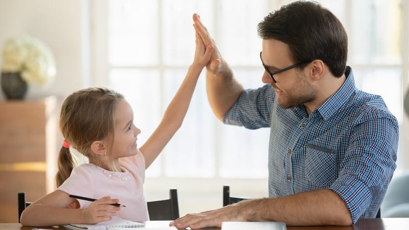 Refuerzos Positivos en Psicología: Impacto y Ejemplos Clave 2 refuerzos positivos en psicologia impacto y ejemplos clave
