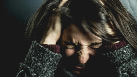 Represión en PSICOLOGÍA: Qué es TIPOS y Ejemplos CLAVES 2 represion en psicologia que es tipos y ejemplos claves