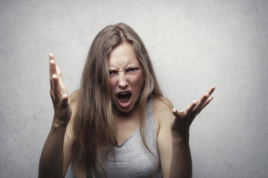 Sesgo de NEGATIVIDAD: Cómo IMPACTA en tu PENSAMIENTO diario 2 sesgo de negatividad como impacta en tu pensamiento diario