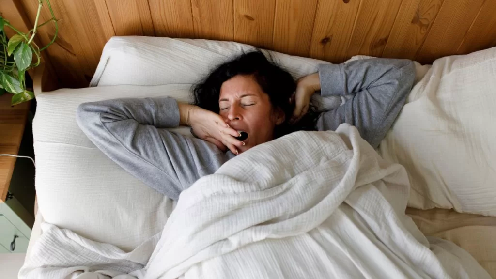 Social JET LAG: Impacto inesperado en tu salud y bienestar 2 social jet lag impacto inesperado en tu salud y bienestar