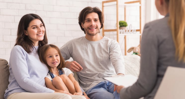 Terapias de FAMILIA: Descubre TIPOS y APLICACIONES ÚTILES 5 Terapias de FAMILIA: Descubre TIPOS y APLICACIONES ÚTILES