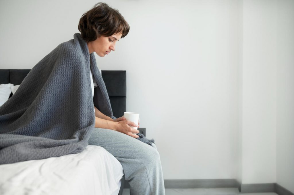 TIROIDES NERVIOSA: SÍNTOMAS y su RELACIÓN con la ANSIEDAD 2 tiroides nerviosa sintomas y su relacion con la ansiedad